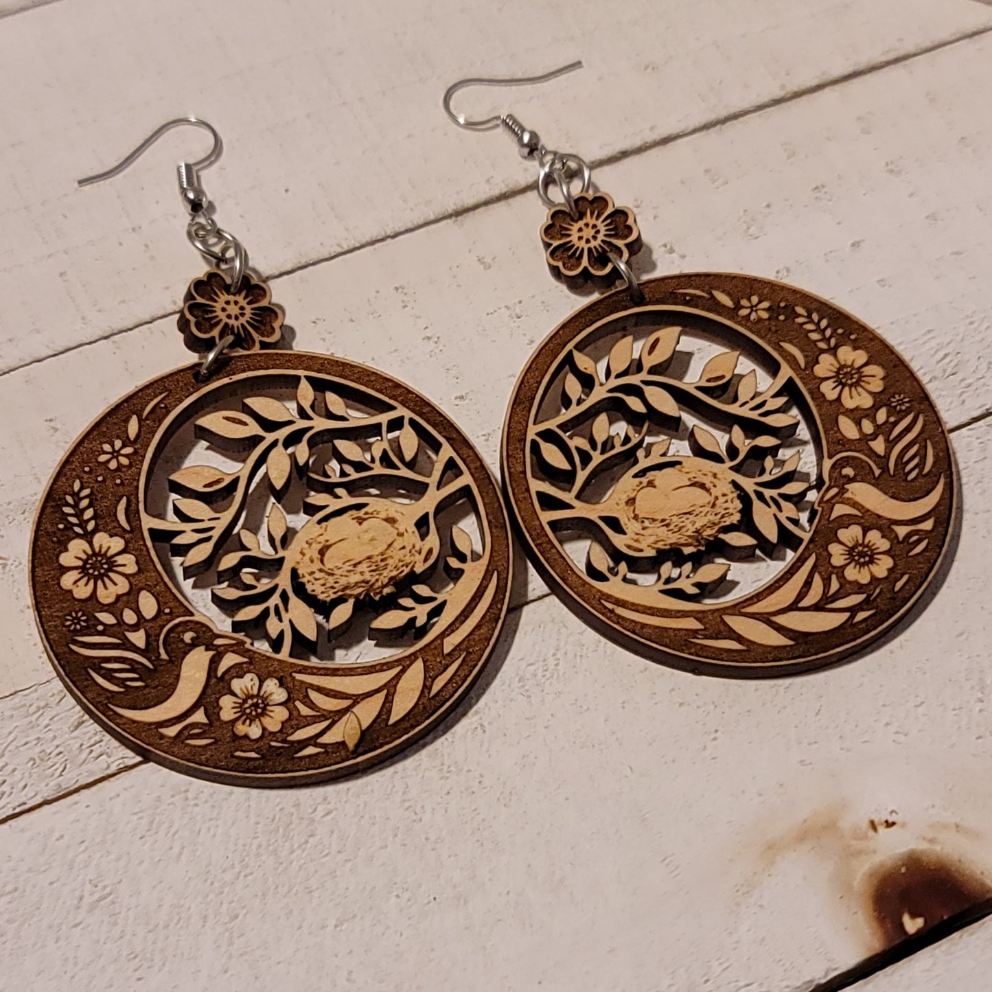 Handmade Nest Maple Wood Dangle Earrings – Bird & Floral Nature Design