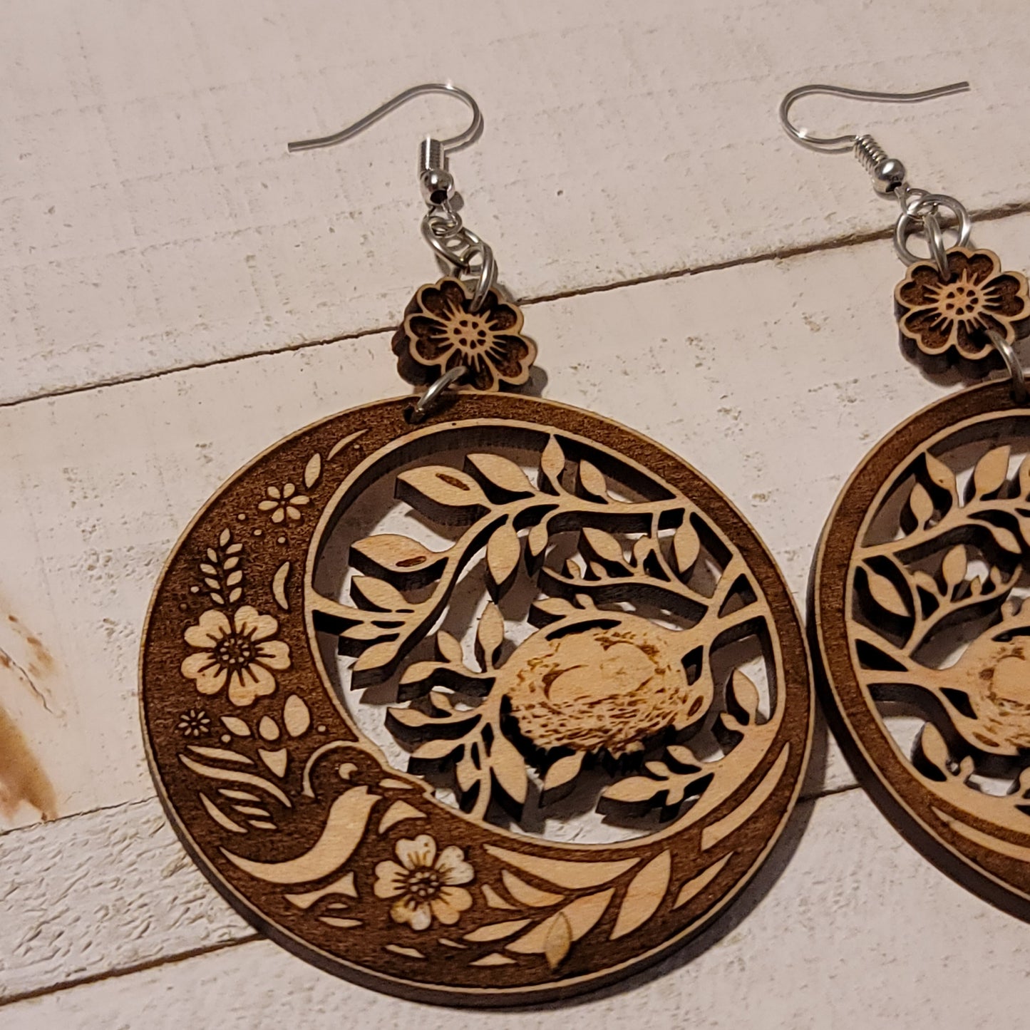 Handmade Nest Maple Wood Dangle Earrings – Bird & Floral Nature Design