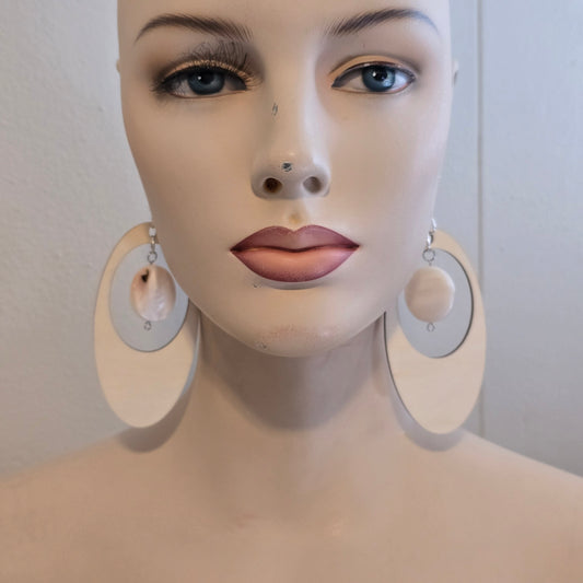 Chunky Oversized Oval Wooden Shell Dangle Earrings