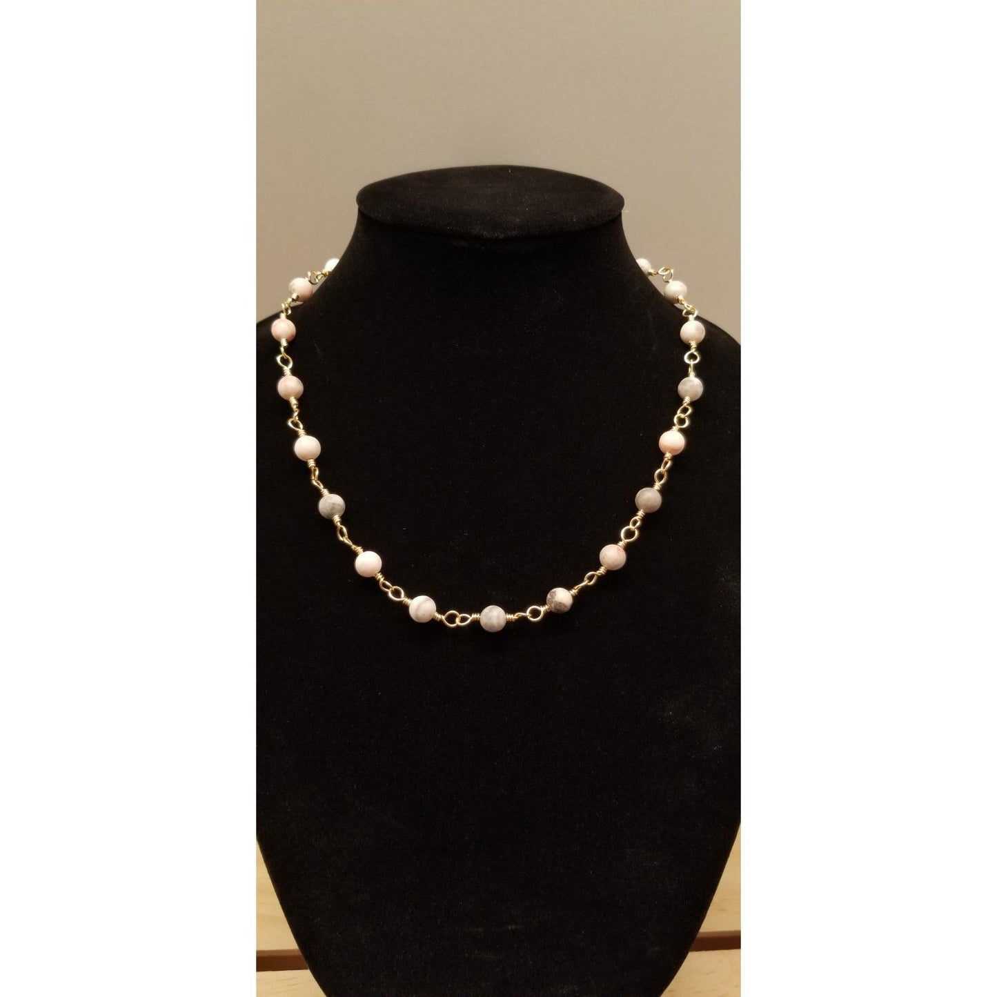 Handmade Agate Bead Chain Necklace – Gold Tone Wire Wrapped Natural Stone