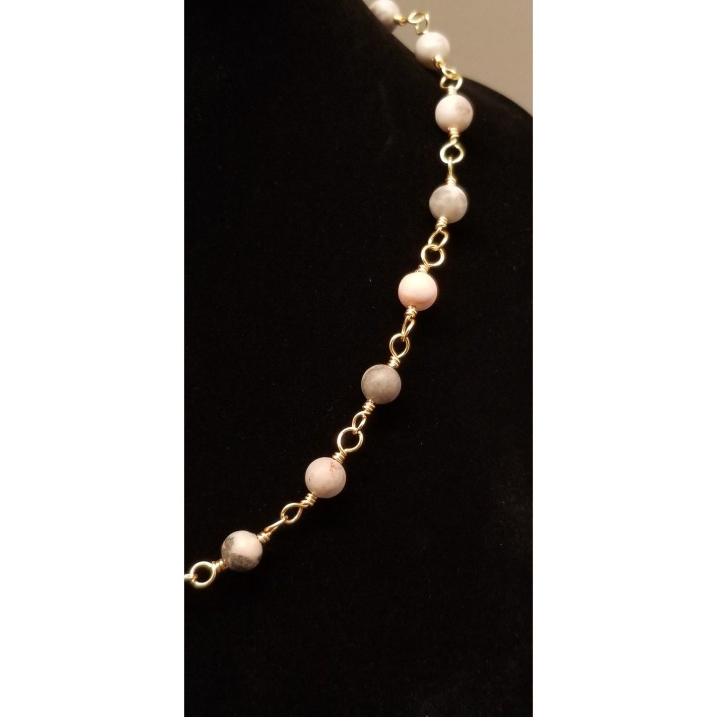 Handmade Agate Bead Chain Necklace – Gold Tone Wire Wrapped Natural Stone