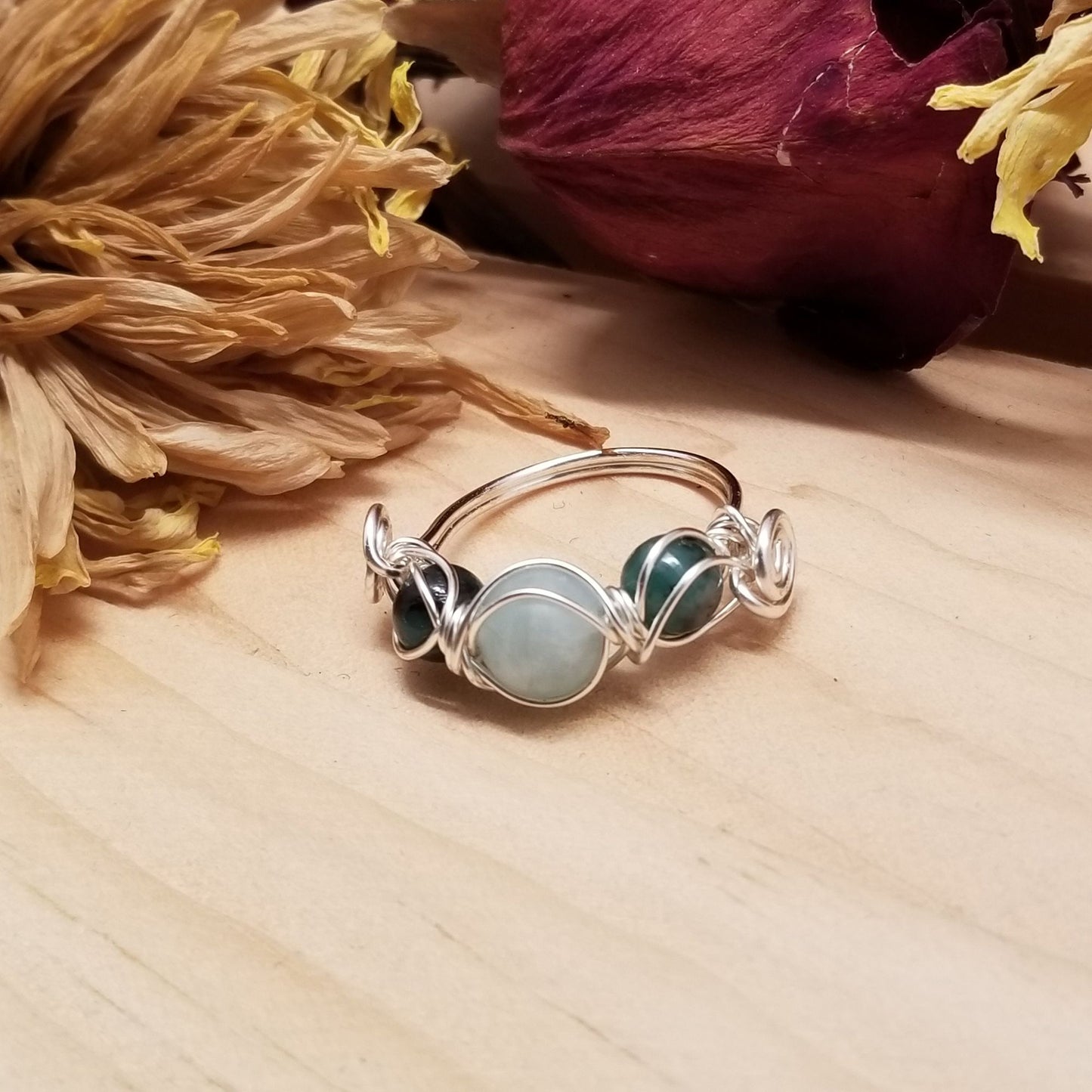 Handmade Wire Wrapped Aquamarine & Emerald Ring – Silver Tone Band